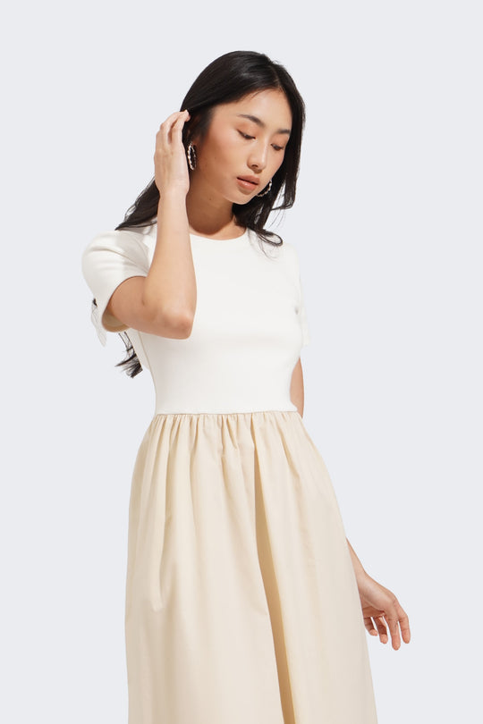 Round Neck Contrast Midi Dress