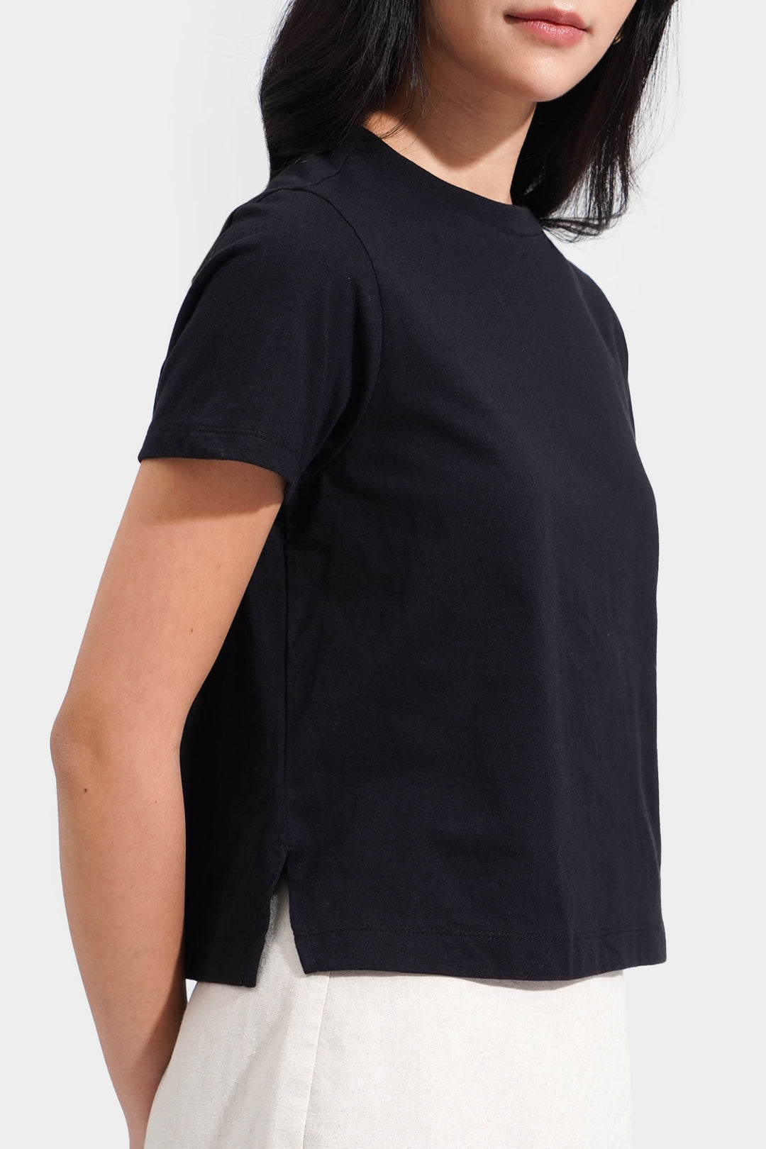 Regular Tee with Side Slits